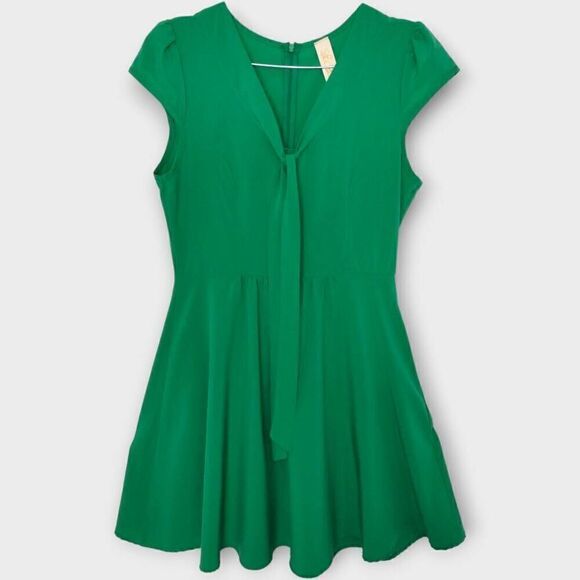Lulus Womens Dress Sz Medium Kelly‎ Green Mini Coquette Cottagecore Fairycore - Picture 1 of 11